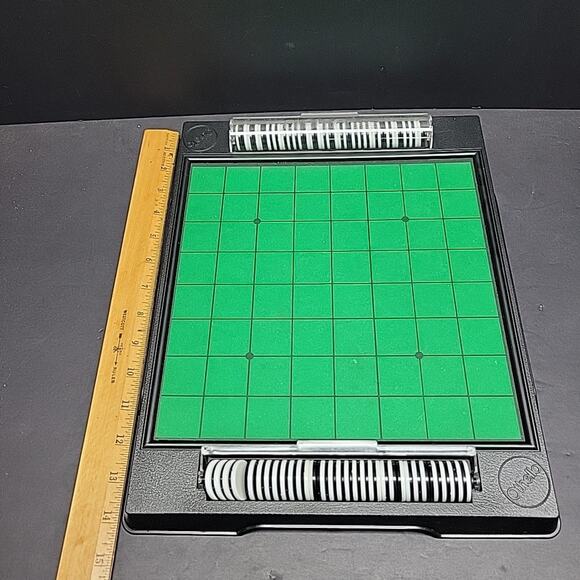 Vintage Gabriel 1977 Othello Game #76390 Strategy Boardgame Made In The USA Fun - Picture 2 of 8